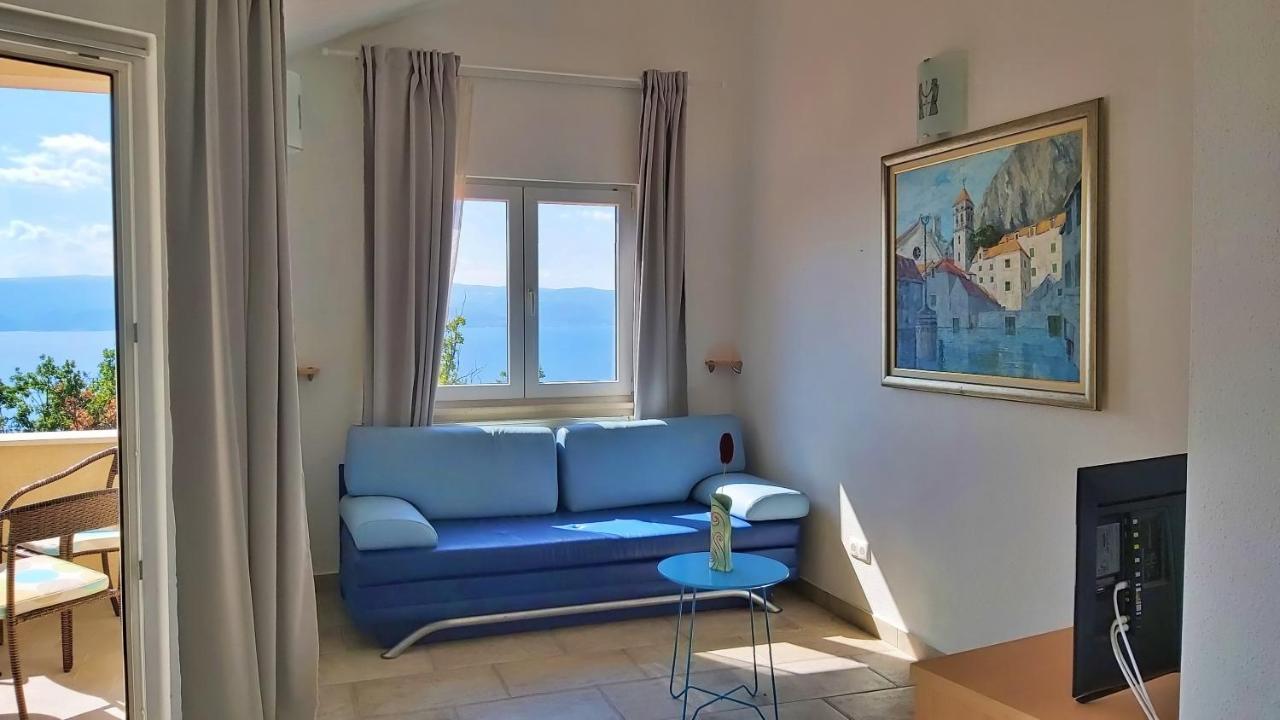 Apartments Borak オミシュ エクステリア 写真